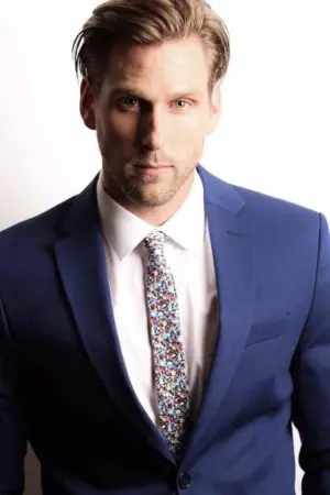 Фото  (Brad Benedict) #171109