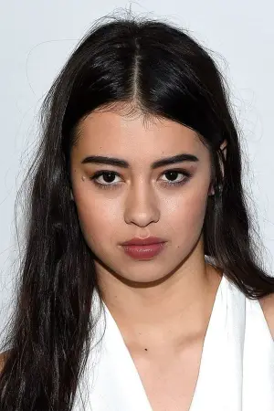 Фото Ембер Мідфандер (Amber Midthunder) #283613