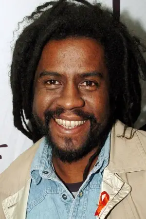 Фото Тонтон Девід (Tonton David) #335629