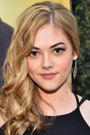 Фото Маккалей Міллер #94098