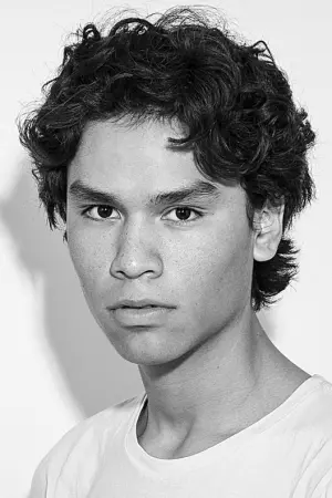 Фото Forrest Goodluck #9777