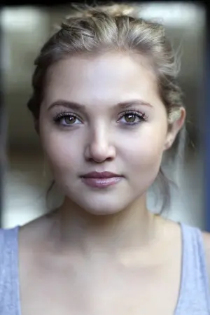 Фото Міа Маккенна-Брюс #67522