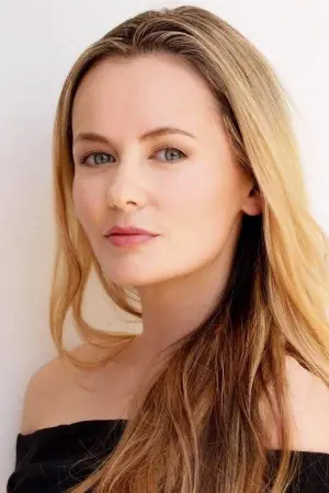 Фото  (Camille Keenan) #41771