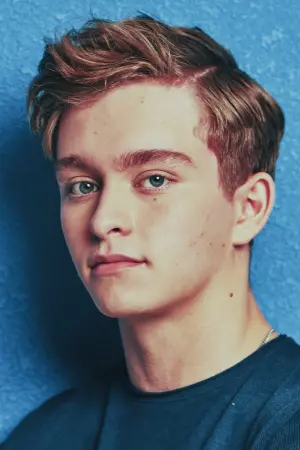 Фото  (Gavin Lewis) #125810