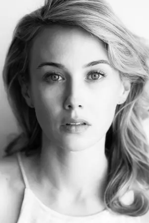 Фото  (Wynn Everett) #50927