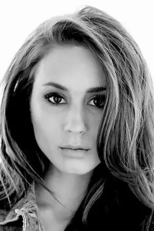 Фото Троян Беллісаріо (Troian Bellisario) #176165