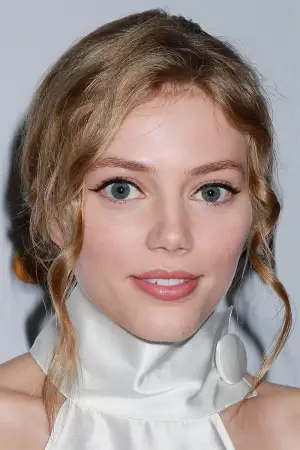 Фото Ґрейс Ван Дін (Grace Van Dien) #329896