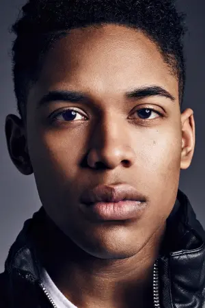 Фото Келвін Гаррісон молодший (Kelvin Harrison Jr.) #47953
