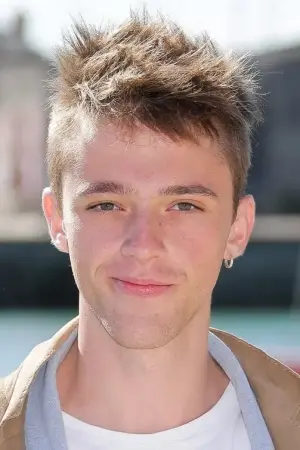 Фото Бенджамін Вуазен (Benjamin Voisin) #108508