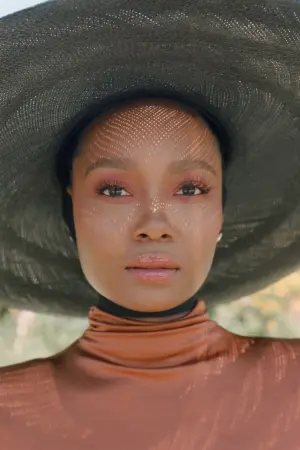 Фото Ешлі Латроп #15393