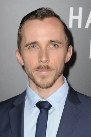 Фото Бенедикт Гарді #18908