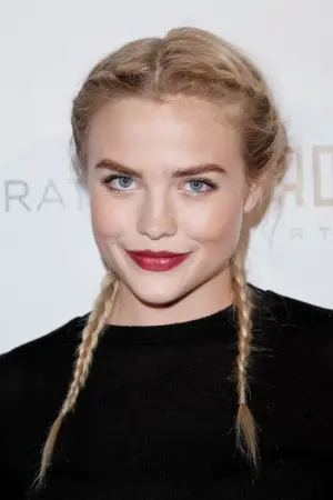 Фото Меді Гассон (Maddie Hasson) #119251