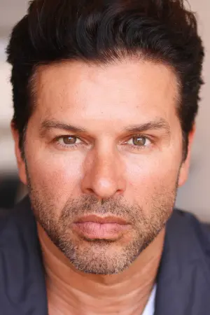 Фото Крістофер Малекі (Christopher Maleki) #15685