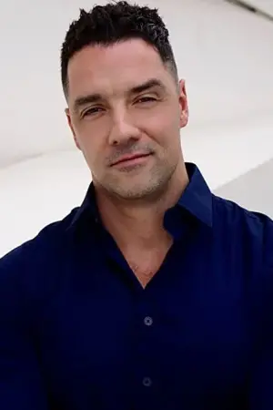 Фото Джозеф Іззо #13382