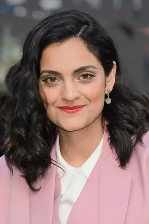 Фото  (Nida Manzoor) #328966