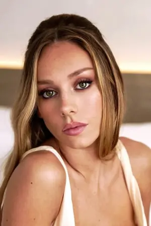 Фото Естер Експозіто (Ester Expósito) #152743