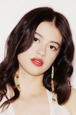 Фото Ембер Мідфандер (Amber Midthunder) #327622