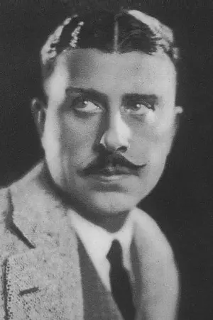 Фото Стюарт Голмс #82638