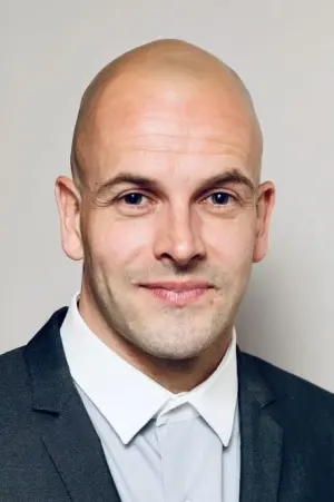 Фото Джонні Лі Міллер (Jonny Lee Miller) #15255