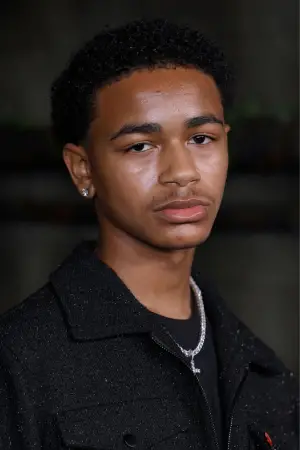 Фото Блейк Кемерон Джеймс #346921