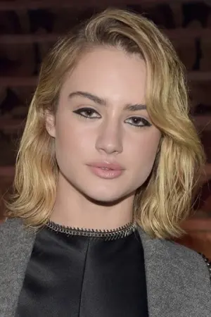 Фото Ґрейс Ван Паттен (Grace Van Patten) #48784