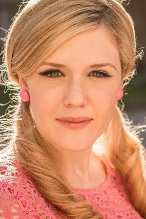 Фото Harriet Dyer #205630