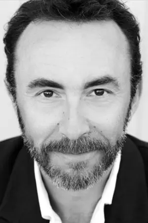 Фото Джеймс Лагтон #18900