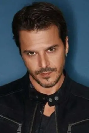 Фото Мехмет Гюнсюр (Mehmet Günsür) #130166