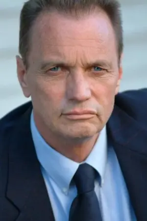 Фото Грегорі Скотт Каммінз #24048