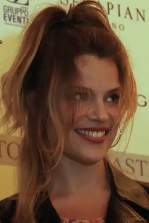 Фото Мікаела Рамазотті #93588