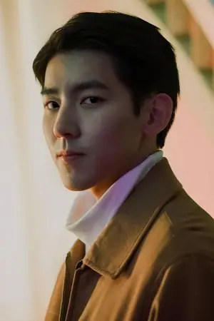 Фото  (Benjamin Tsang) #331800