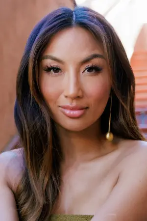 Фото  (Jeannie Mai) #330175