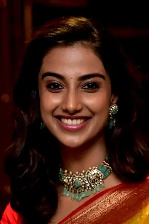 Фото Менакші Чаудхарі (Meenakshi Chaudhary) #133766