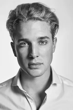 Фото  (Miklós H. Vecsei) #181937