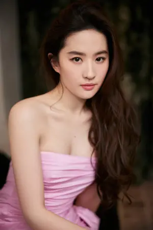 Фото  (Liu Yifei) #40050