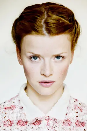 Фото  (Karoline Schuch) #143075