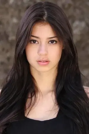 Фото Ембер Мідфандер (Amber Midthunder) #20387