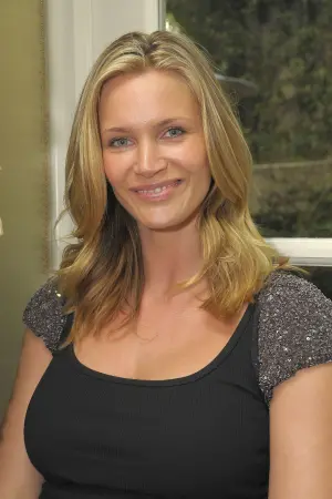 Фото Наташа Хенстрідж (Natasha Henstridge) #103559