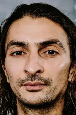 Фото  (Aneil Karia) #360630