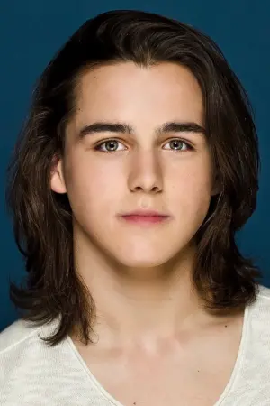 Фото  (Charlie Gillespie) #213300