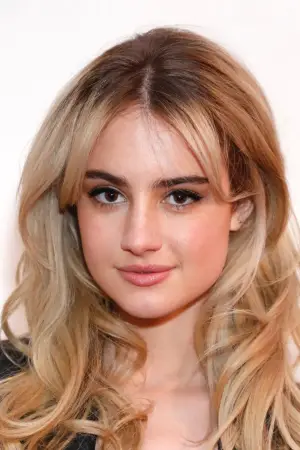 Фото Ґрейс Ван Паттен (Grace Van Patten) #328267