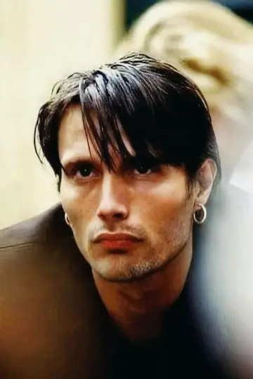 Фото Мадс Міккельсен (Mads Mikkelsen) #327337