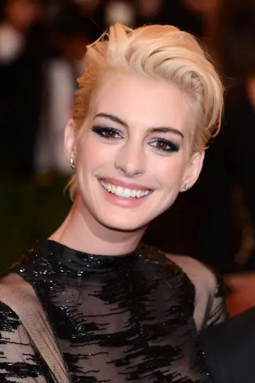 Фото Енн Гетевей (Anne Hathaway) #8537