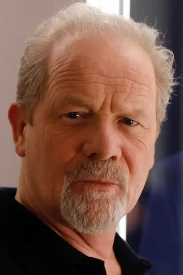 Фото Пітер Маллан (Peter Mullan) #15745