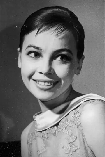 Фото Леслі Керон (Leslie Caron) #109927
