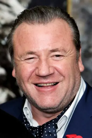 Фото Рей Вінстон (Ray Winstone) #6703