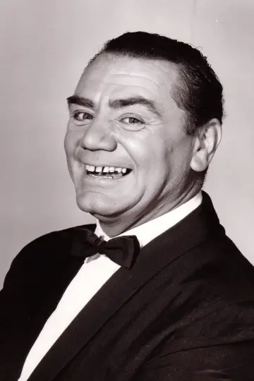 Фото Ернест Боргнайн (Ernest Borgnine) #56012