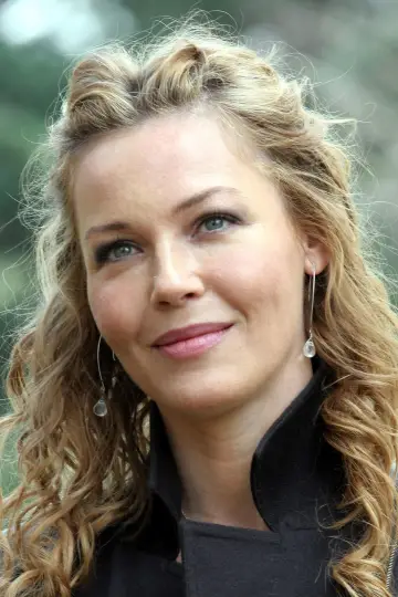 Фото Конні Нільсен (Connie Nielsen) #18152