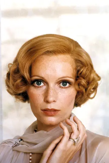 Фото Мія Ферроу (Mia Farrow) #60080