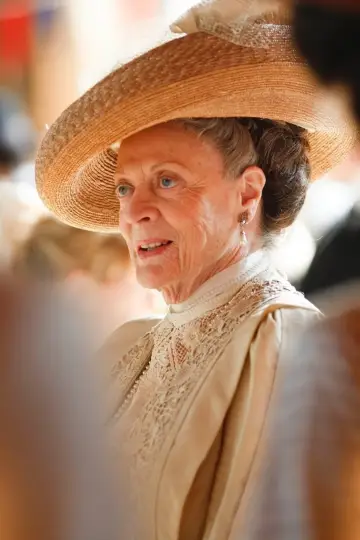Фото Меггі Сміт (Maggie Smith) #9968